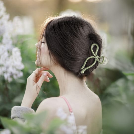 Assorted Crush™ Very Demure Bow Hair Clip, 1pc.
